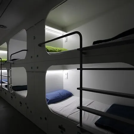 Dream Cube Hostel-3