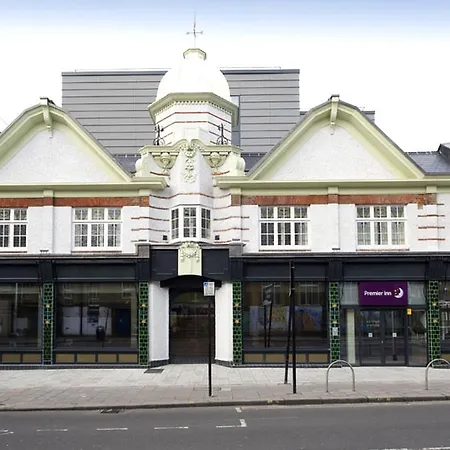 Premier Inn London Clapham-3