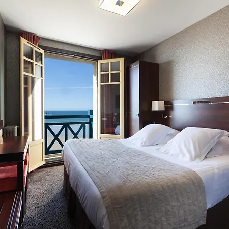Ambassadeurs Logis Hotel-2