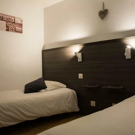 Hôtel Althea - Piscine et Sauna-3