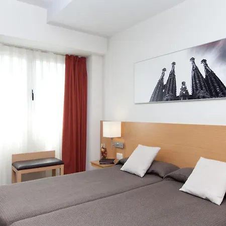 Hotel Sagrada Familia-3