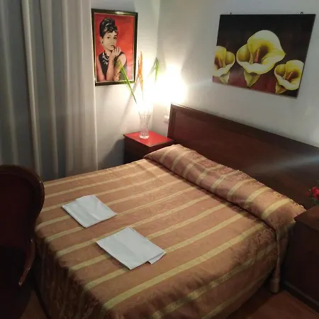 Hotel Gloria-3