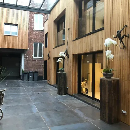 Victoria'S House-2