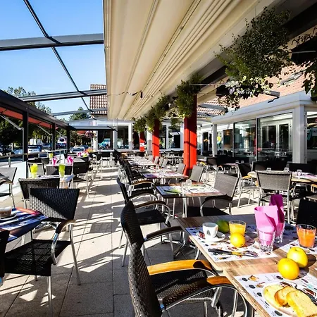Hotel-Restaurant Espace Squash 3000-3