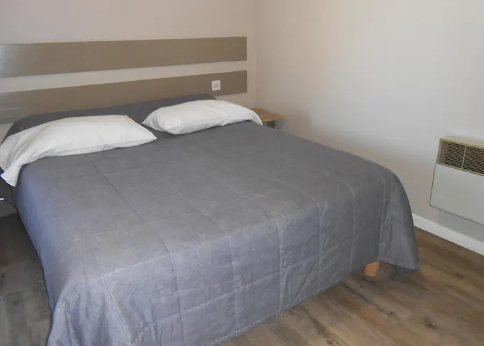 Hôtel Restaurant Le Cocktail Bar Saint-Malo