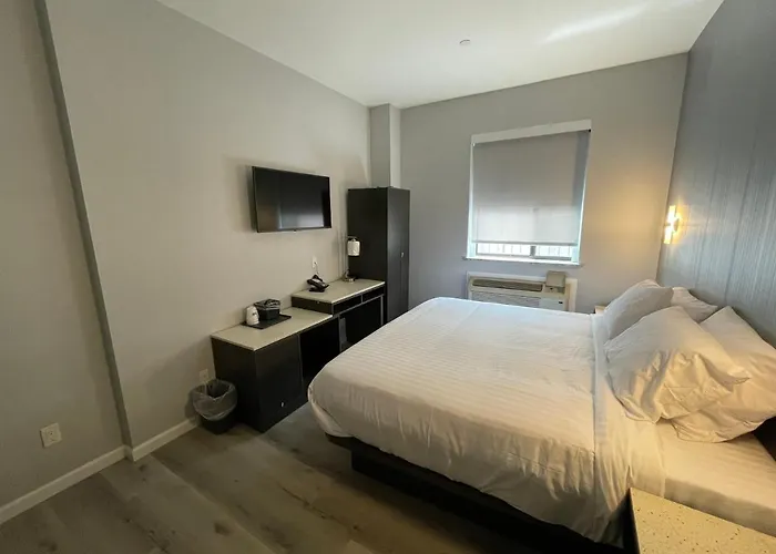 King Hotel Brooklyn Sunset Park New York