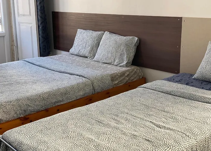 Sri-Indo Guest House Lisboa