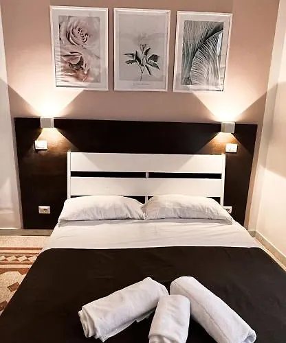 Hotel pas CherNova Roma Guest House