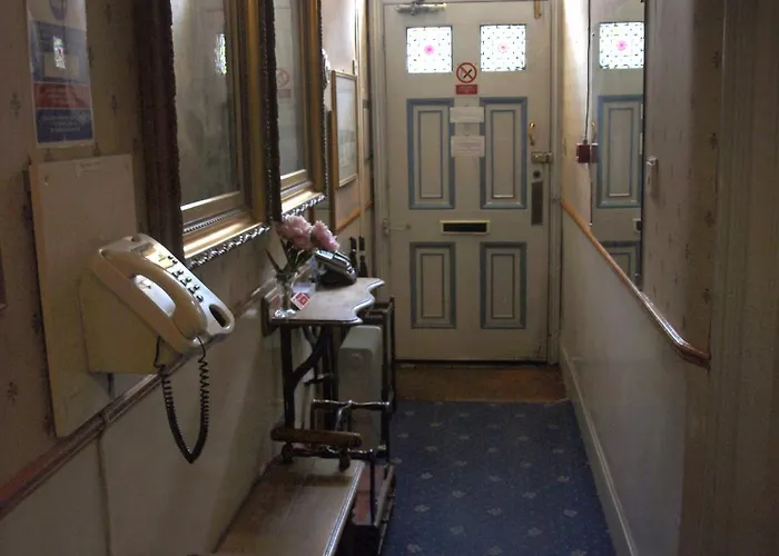 Oakley Hotel Londres