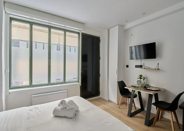 Residence Bastille By Studio Prestige Paris