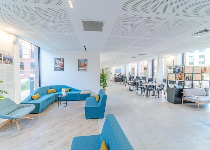 Montempô + Apparthôtel Toulouse Cité Internationale