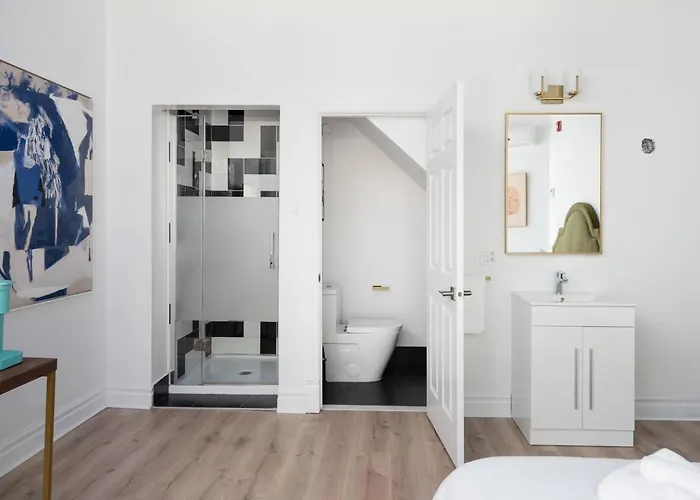 Hotel pas CherLe Penfield Par Nomade MTL