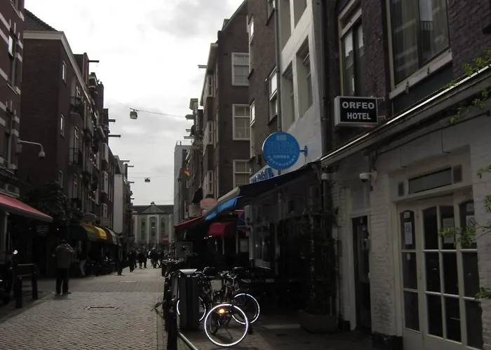 Amsterdam Hostel Uptown