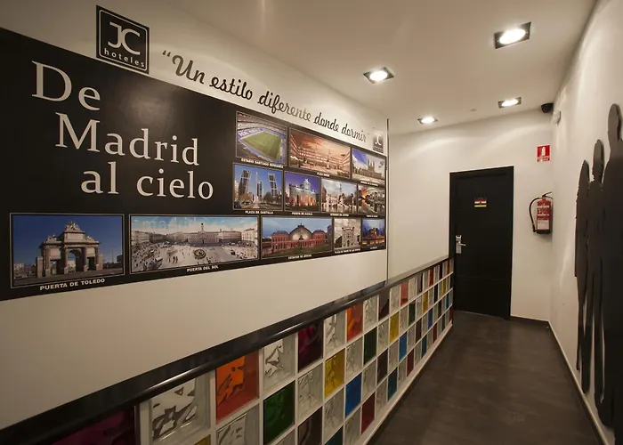 Jc Rooms Santa Ana Madrid