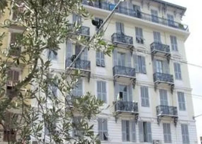 Studios Floreal Nice