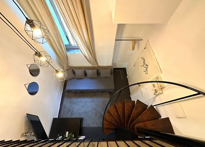 The Hipstel Parallel