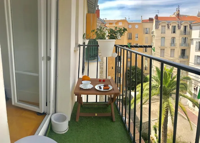 Bed and Breakfast Emma'S Guests House à Nice