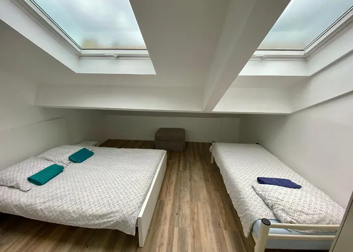 Bohobos Hostel Antibes