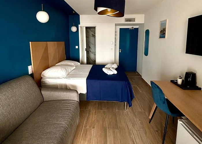 L'Hôtel De La Plage Le Grau-du-Roi