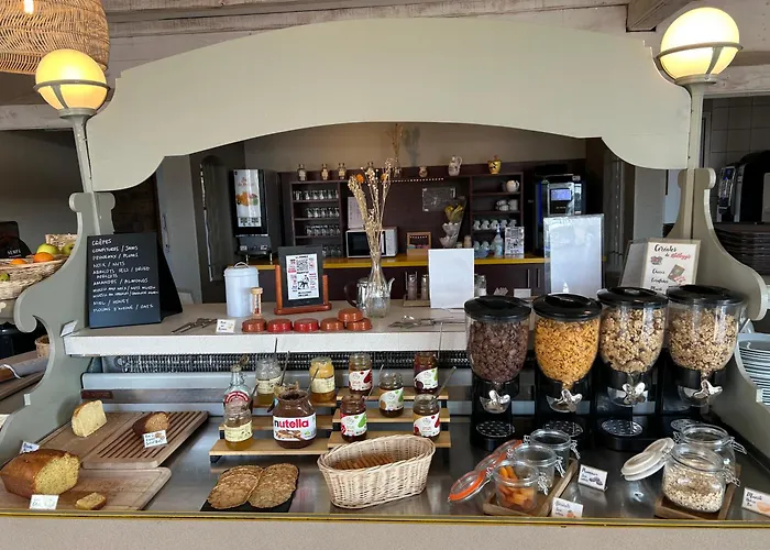 Contact Hôtel Le Provençal Bordeaux Lac avec Bornes électriques