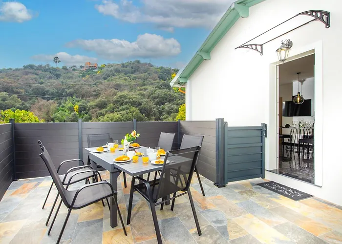 ACACIAS - Agréable appartement dans maison - Menton - Parking privé