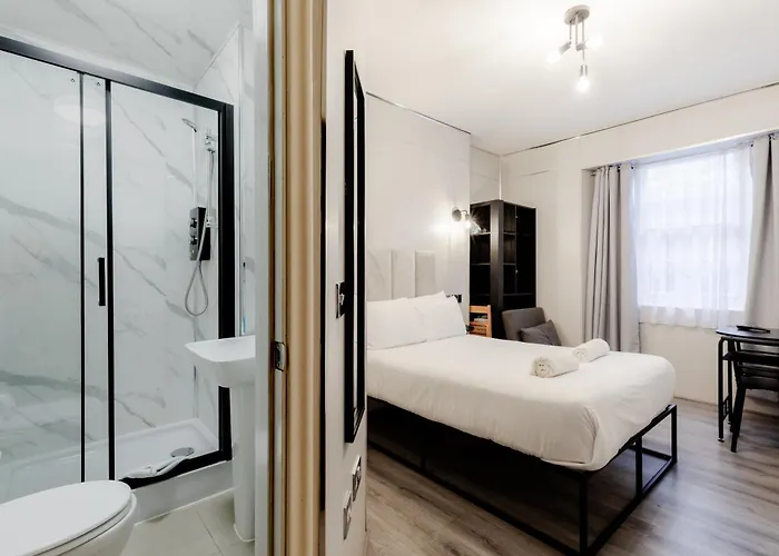 Britannia Hyde Park Hotel By Pli Londres