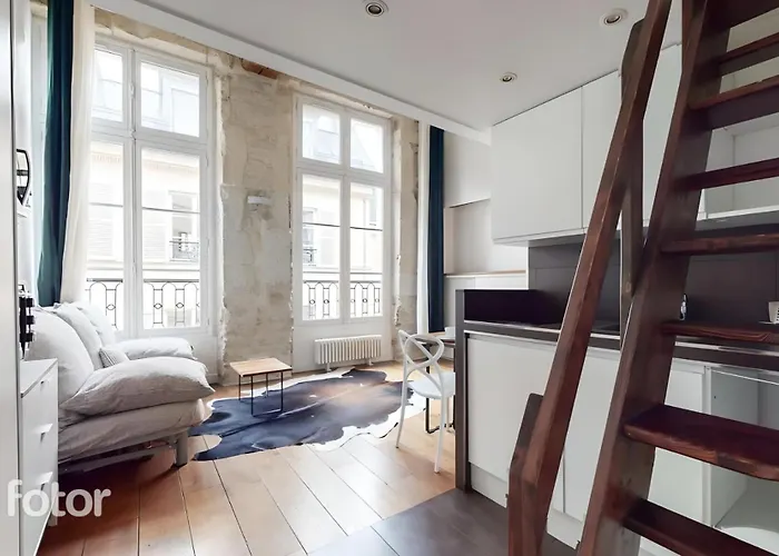 Appartement Chez Gustave: CLIM Calm,Saint Paul Marais, 2Guests à Paris
