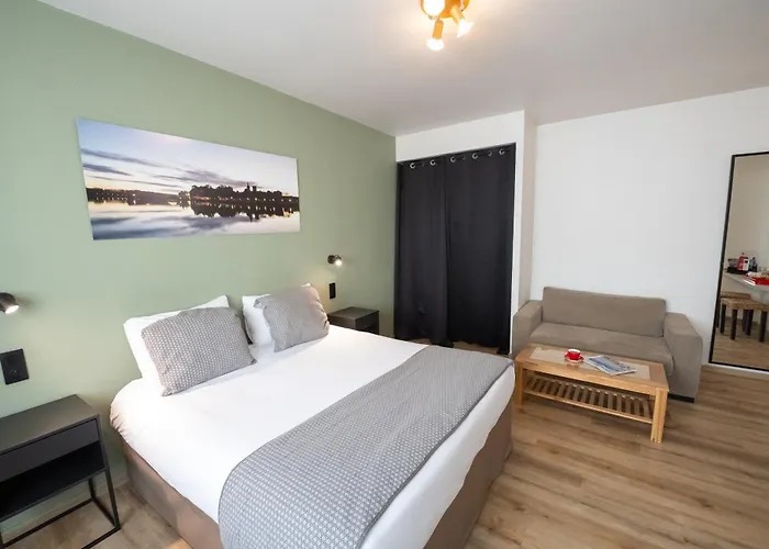 Hotel ibis Avignon Centre Pont De L'Europe