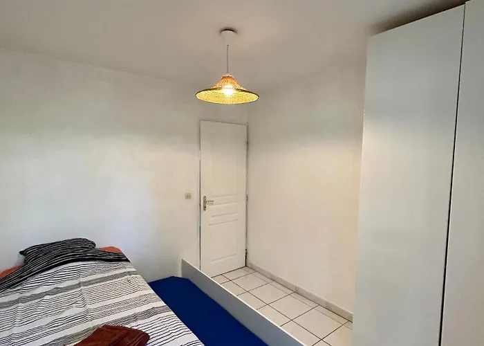 Charmant bas de villa avec jardin La Ciotat