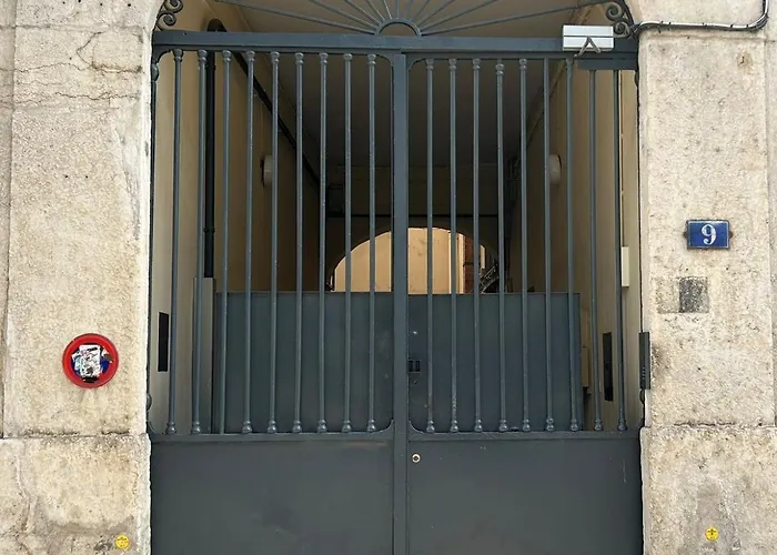Hôtel d'Enghien Lyon