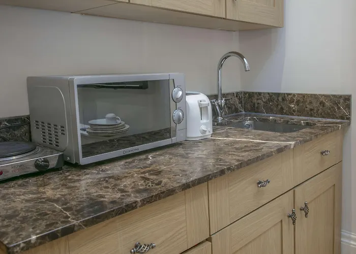 Queensway Hotel, Sure Hotel Collection By Best Western Londres