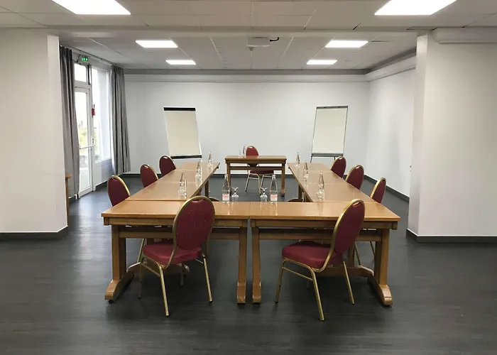 Hôtel Restaurant Kyriad Direct DIJON NORD - Zenith - Toison d'Or