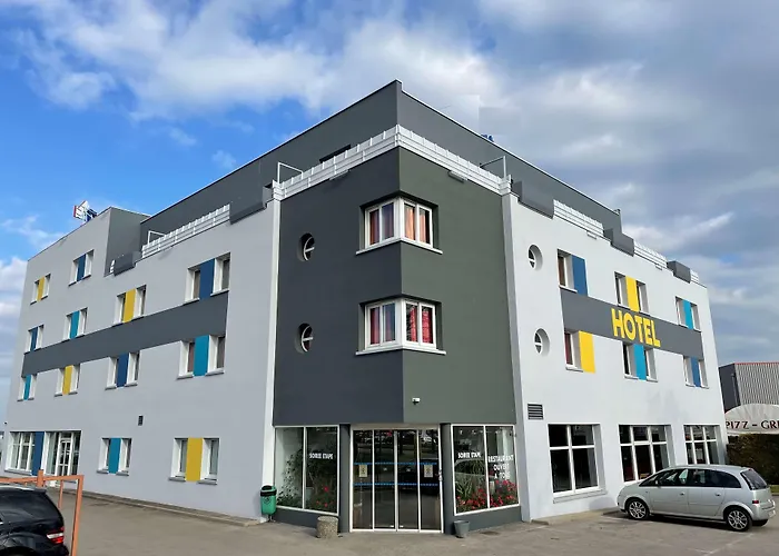 Hôtel Restaurant Kyriad Direct DIJON NORD - Zenith - Toison d'Or