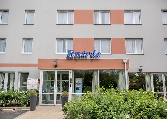 Kyriad Clermont-Ferrand-Sud - La Pardieu