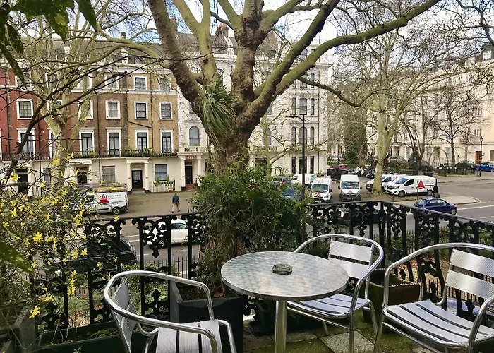 Rhodes Hotel Londres