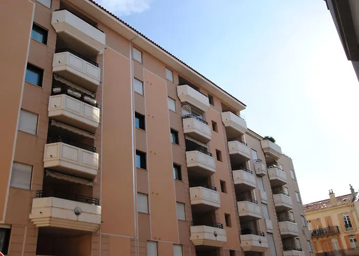 Riviera Eden Palace Cannes