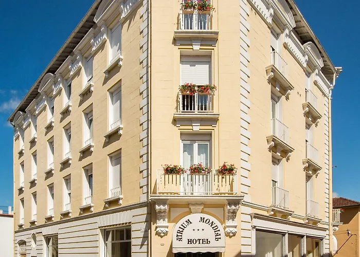 Hôtel Atrium Mondial Lourdes