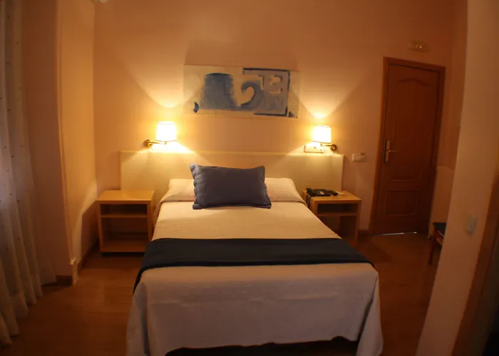 Hostal Santa Cruz Madrid