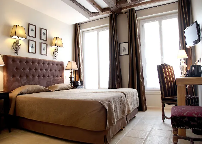 Hotel Saint-Louis en L'Isle Paris