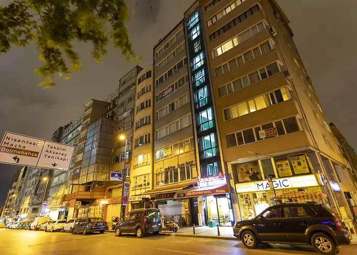 Istanbul Box Hotel