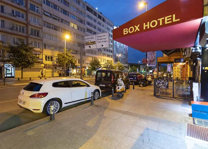 Istanbul Box Hotel