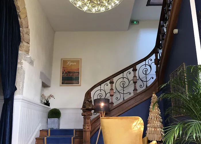 Hotelo Lyon Charité