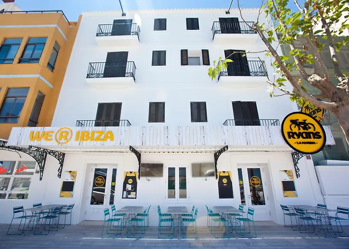 Hotel Ryans La Marina à Ibiza