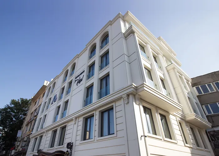 Istanbul Town Hotel