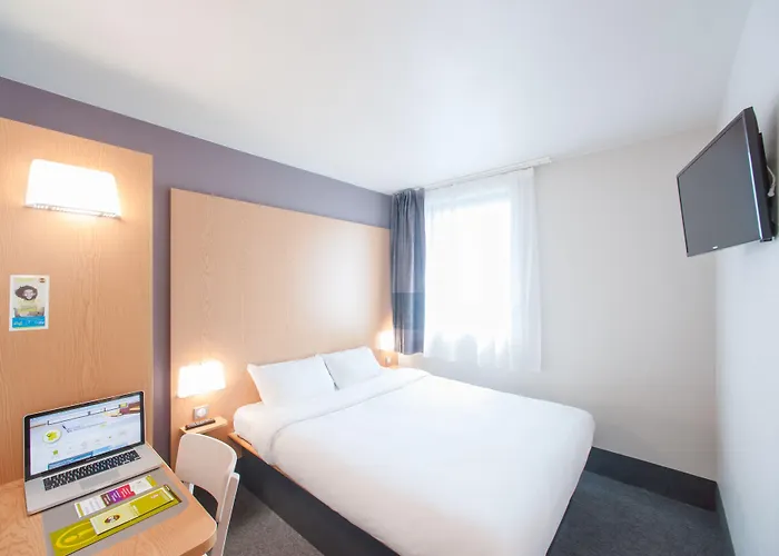 B&B HOTEL Marseille Les Ports