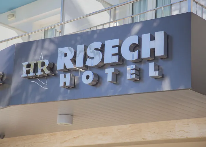 Hotel Risech Roses