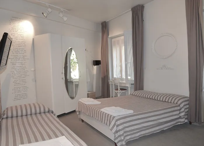 Nina Casetta De Trastevere Rome