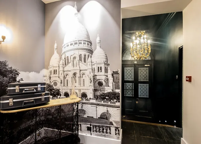 Hotel 1Er Etage Sopi-Montmartre à Paris