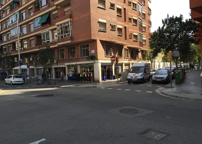 Hostal Ideal Badal Barcelone