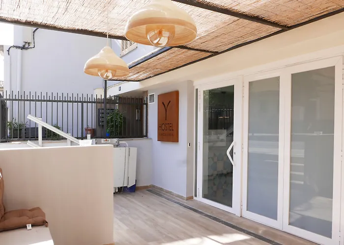 Y Hostel - Albergue Juvenil Palma